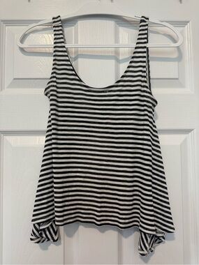 Vintage Havana Black and White Striped High-Low Tank Top